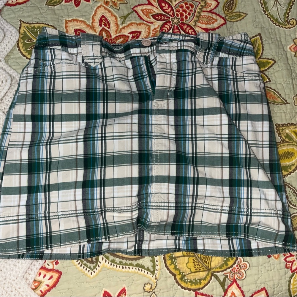 St. John's Bay Green and White Plaid Mini Skort